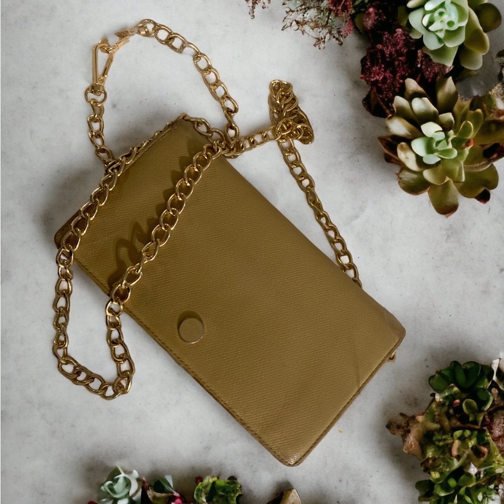 CHANEL Auth Coco Button Gold Metal Fittings Leather Long Wallet W Chain